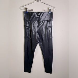 Cut the Frills women’s leggings